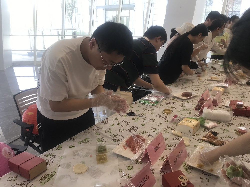 安徽DB旗舰厅翻译小伙伴参加2022年中德合作创新园中秋活动|以心出发?共赴月圆