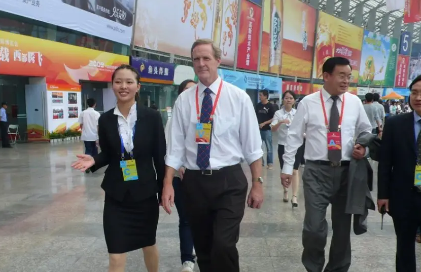 合肥翻译公司陪同口译翻译需要多少钱，怎么收费的？