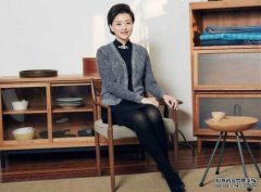 貌美睿智的才女杨澜，英语水平可以胜任同声翻译，她有何妙招？